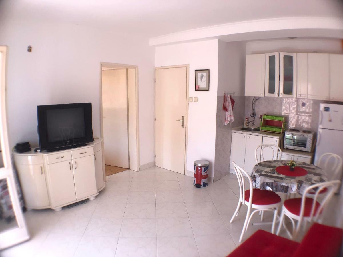One Bedroom Apartment 500M From The Beach Budva Exteriör bild